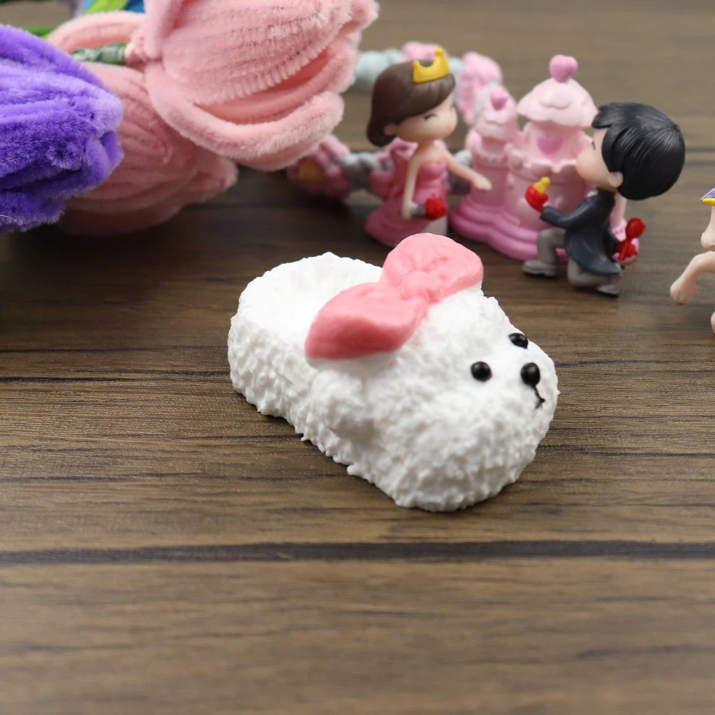 Letssquishy Taba Squishy: 小さなクマの白いスリッパ – 手作りシリコンスクイーズフィジェットトイ