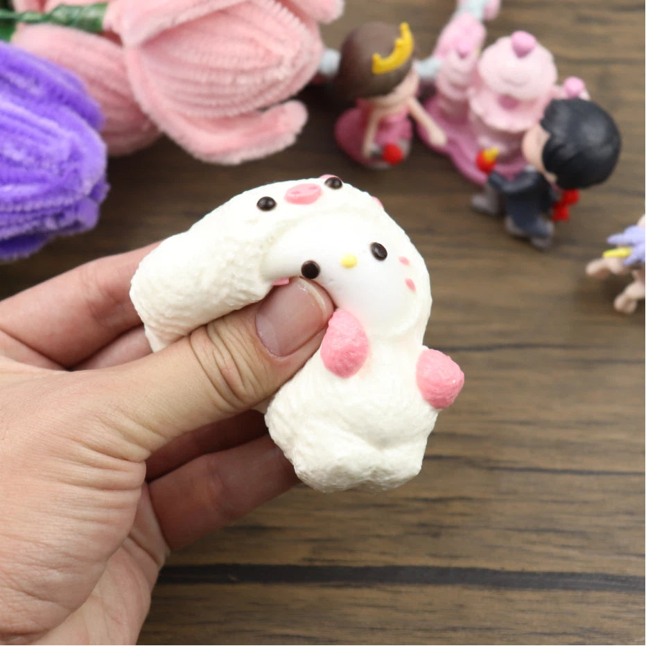 Letssquishy Taba スクイーズ：ピンクの拳の豚とヘッドカバー付きの子猫 – 手作りシリコンスクイーズフィジェットトイ