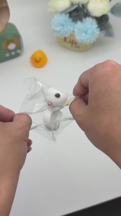 Letssquishy Taba スクイーズ：4つの漫画の頭 - 手作りシリコンスクイーズフィジェットトイ